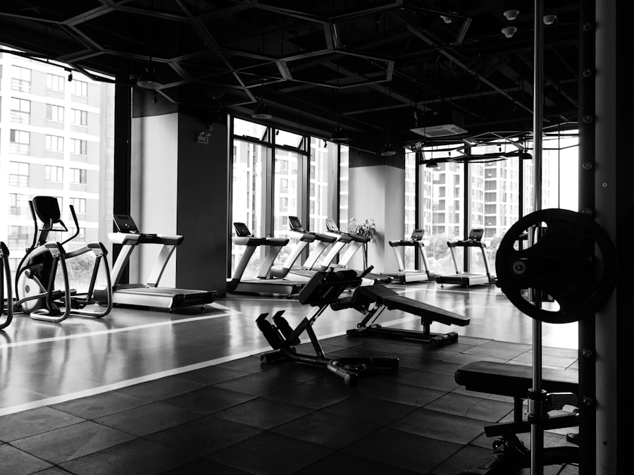 Members training together in a bright boutique fitness studio